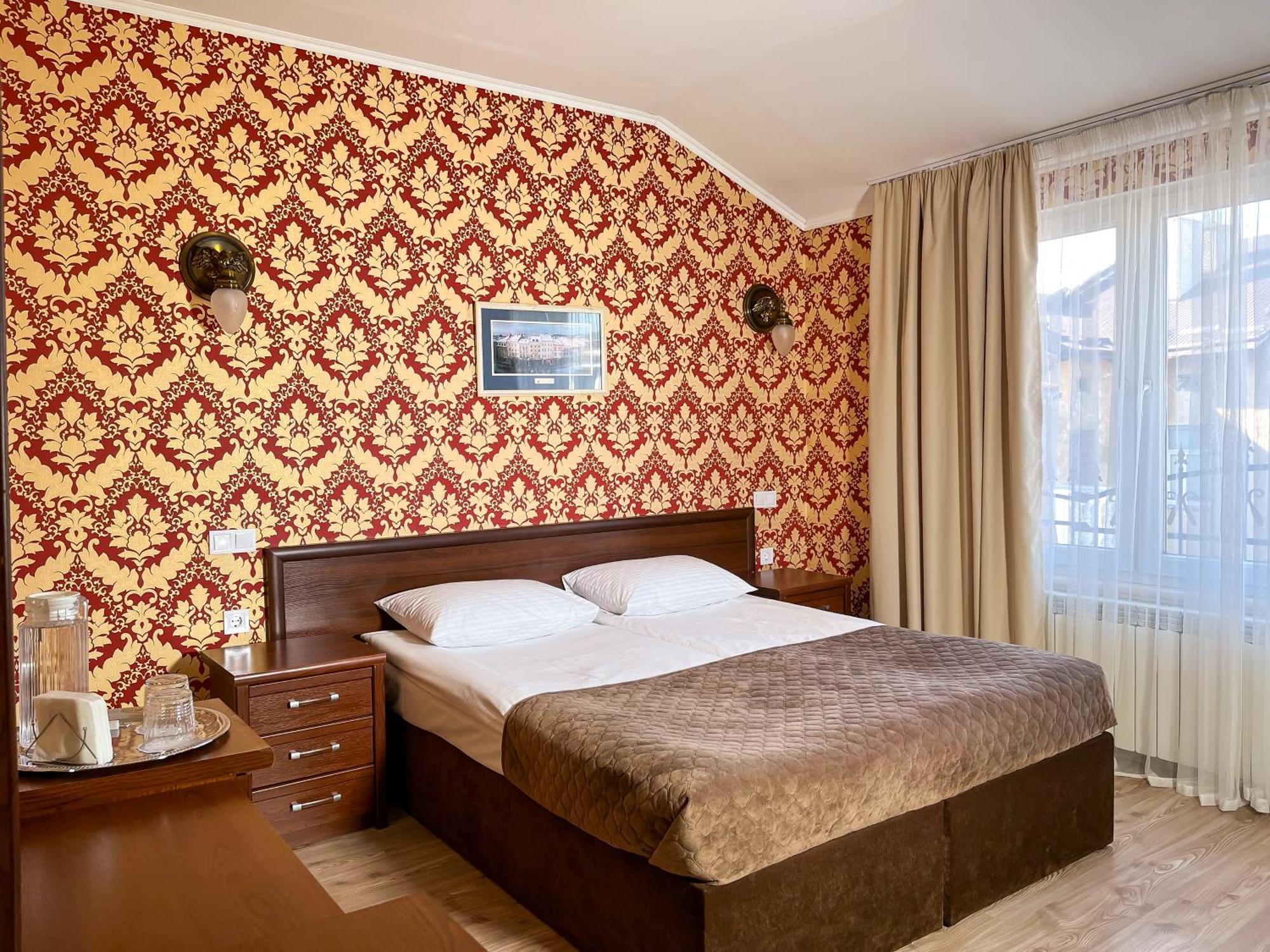 Hotel Plazma Lviv Dış mekan fotoğraf