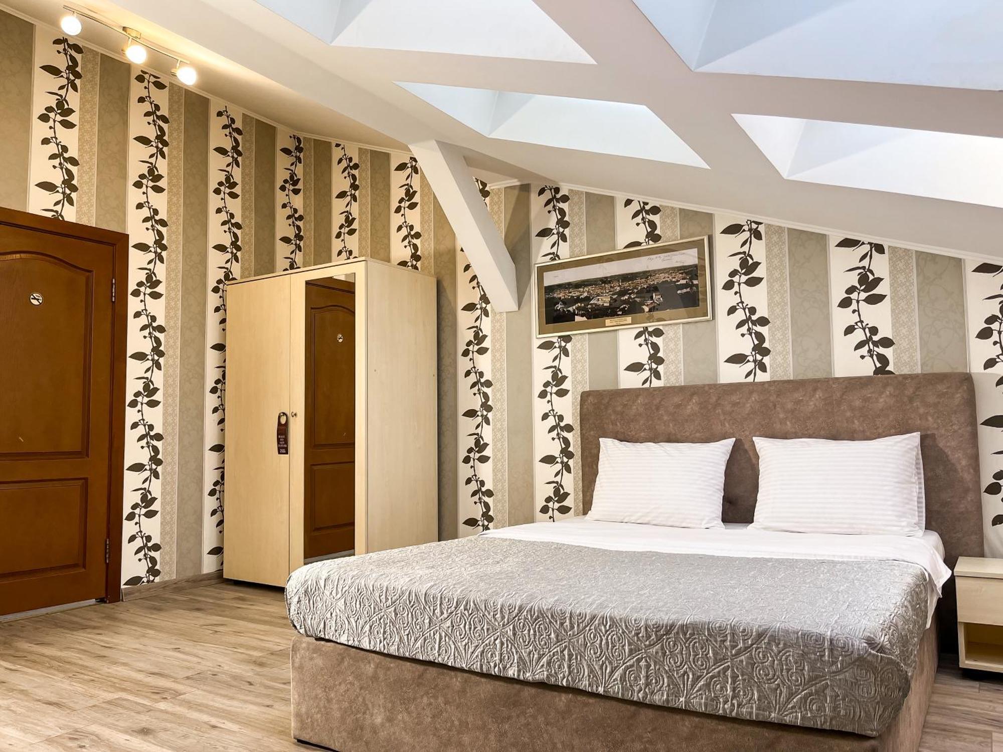 Hotel Plazma Lviv Dış mekan fotoğraf