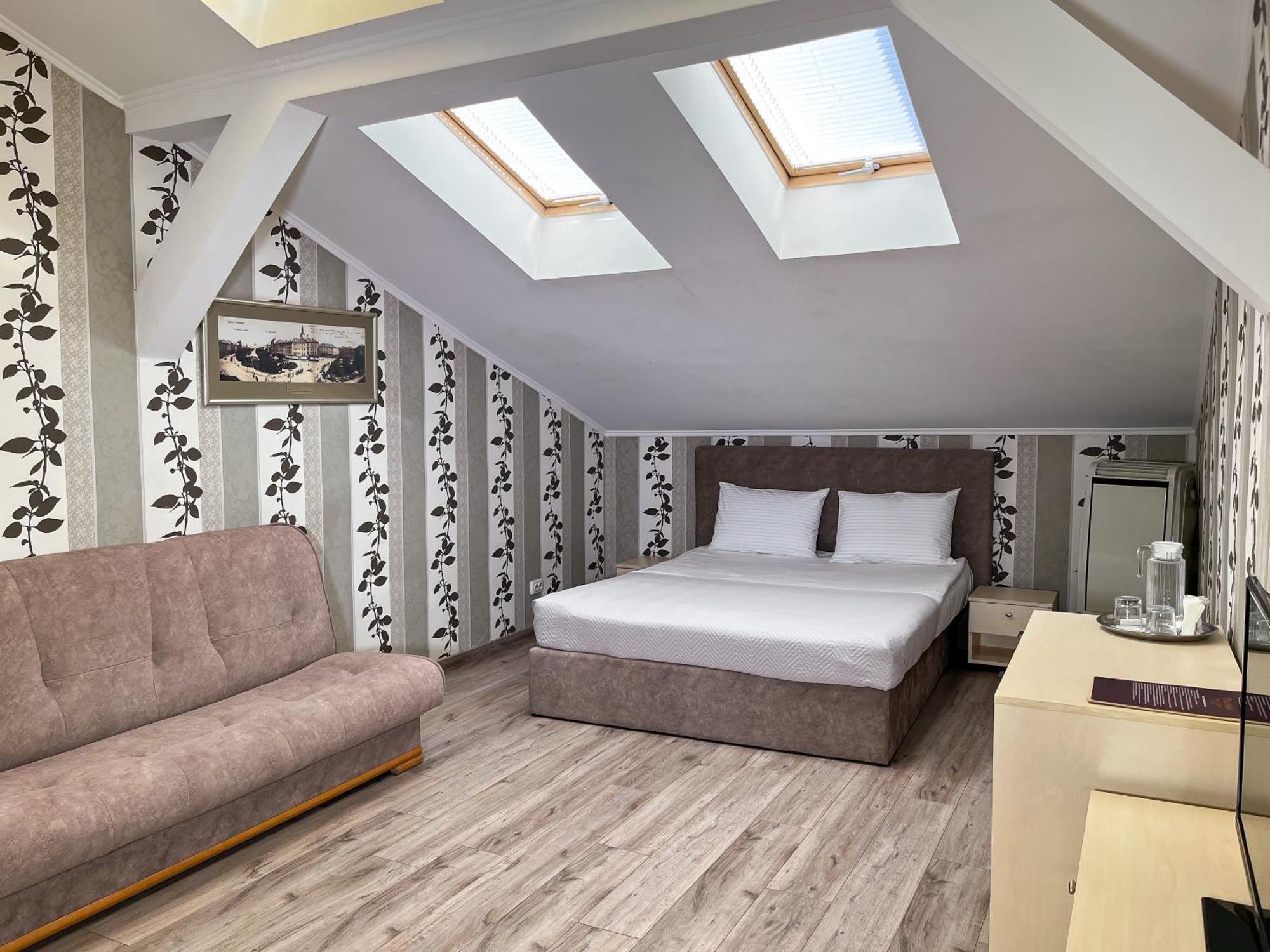 Hotel Plazma Lviv Dış mekan fotoğraf