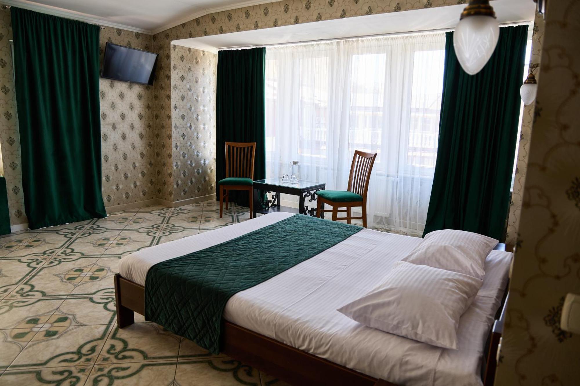 Hotel Plazma Lviv Dış mekan fotoğraf