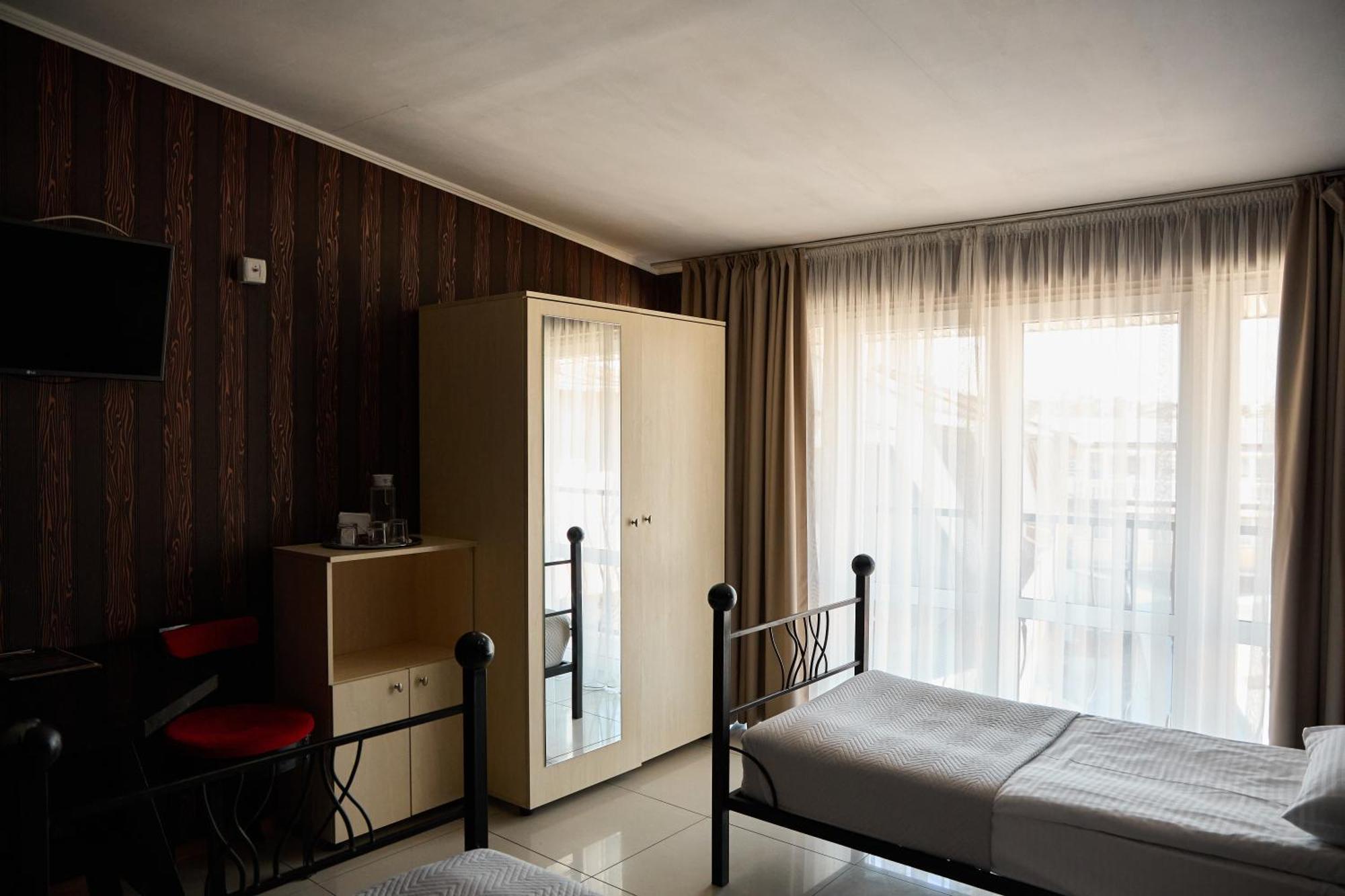 Hotel Plazma Lviv Dış mekan fotoğraf